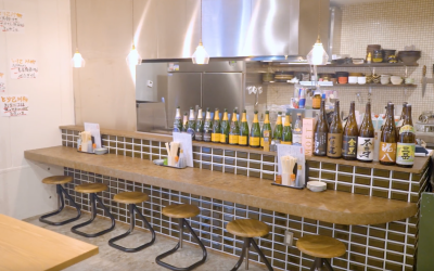 梅ヶ丘駅近30秒の居酒屋なら酒場とり己の店内